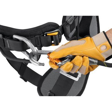 Страхувальна система Petzl ASTRO SIT FAST 65-80cm, black/yellow, Нижня обв'язка, Універсальні, Промислові системи, Київ, Харків, Одеса, Днiпро, Запоріжжя, Львів, Кривий Ріг, Вінниця, Полтава, Чернігів, Черкаси, Суми, Хмельницький, Чернівці, Рівне, Франція, Франція